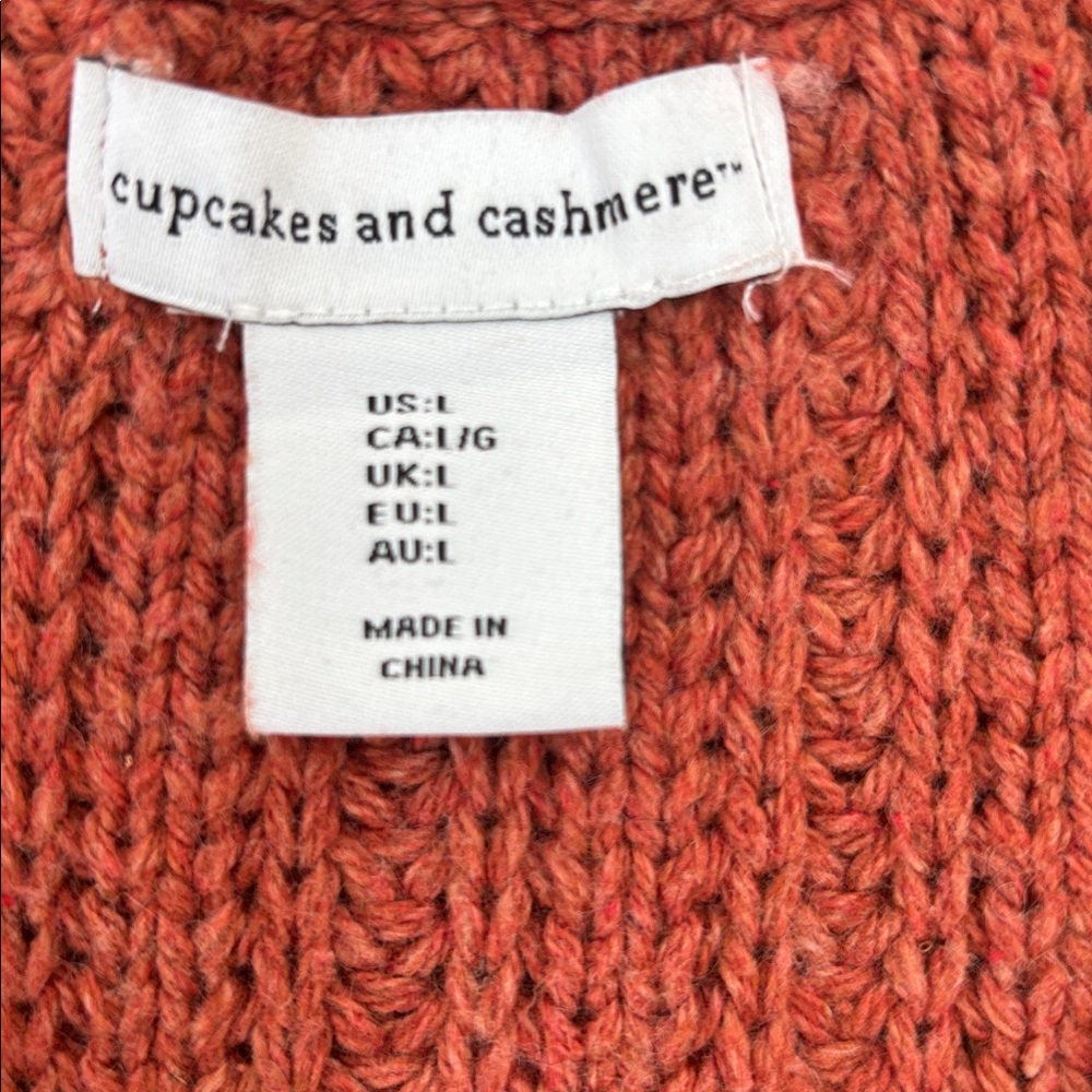 cupcakes & cashmere Women's Cable Knit Cardigan Brick Red Size Large - Picture 3 of 5